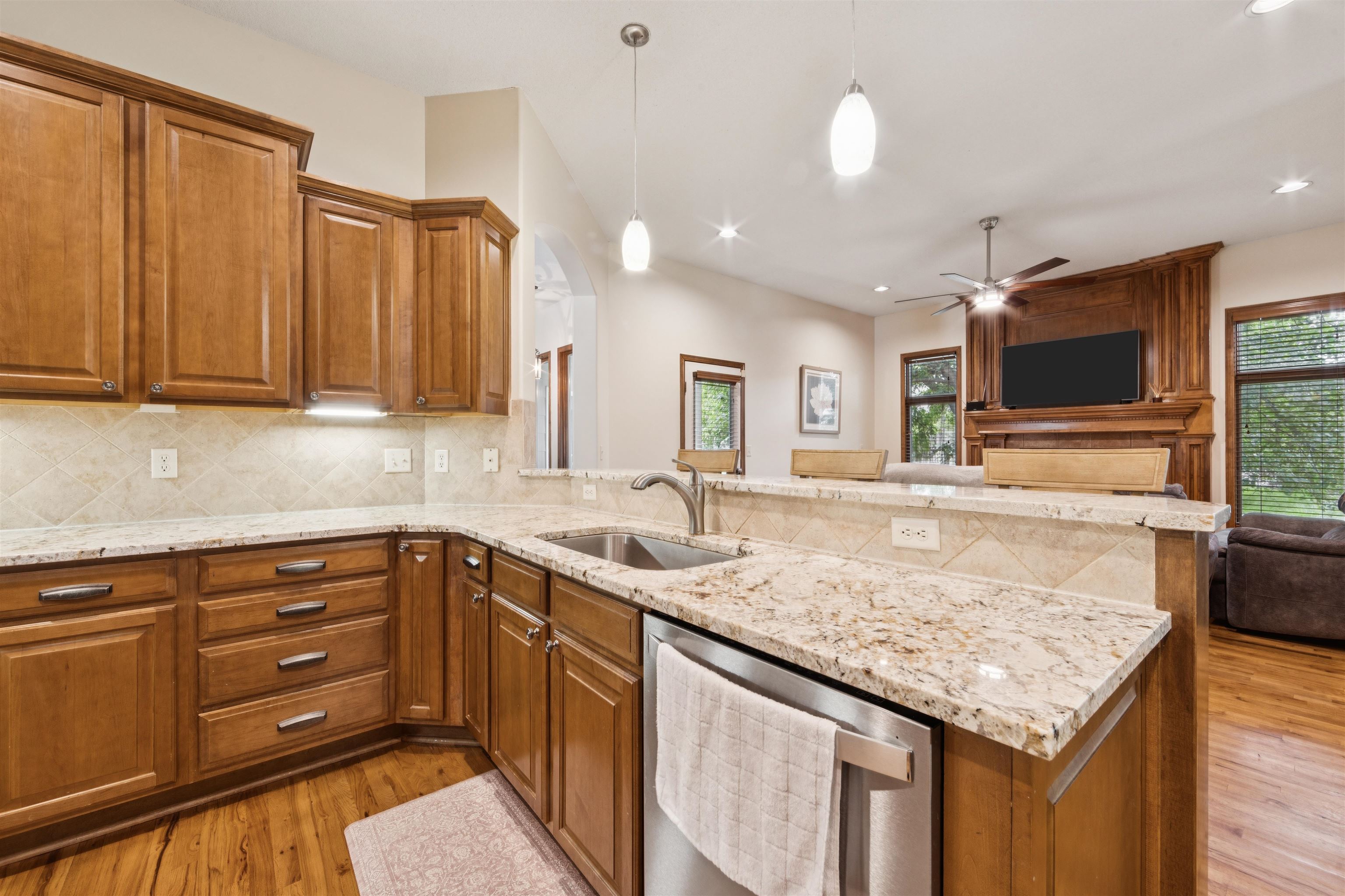 2946 N Wild Rose Ct, Wichita, Kansas image 8