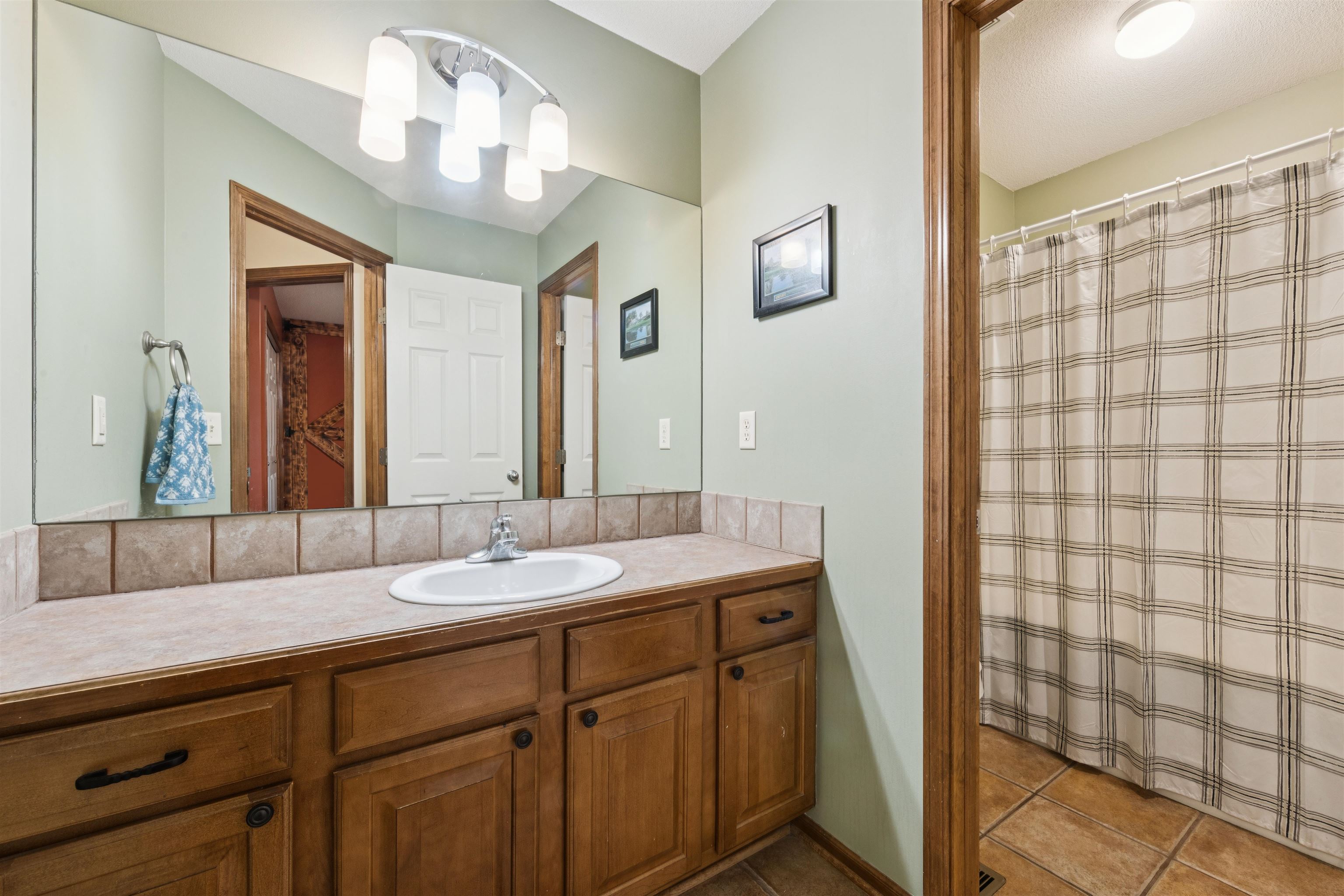 2946 N Wild Rose Ct, Wichita, Kansas image 18