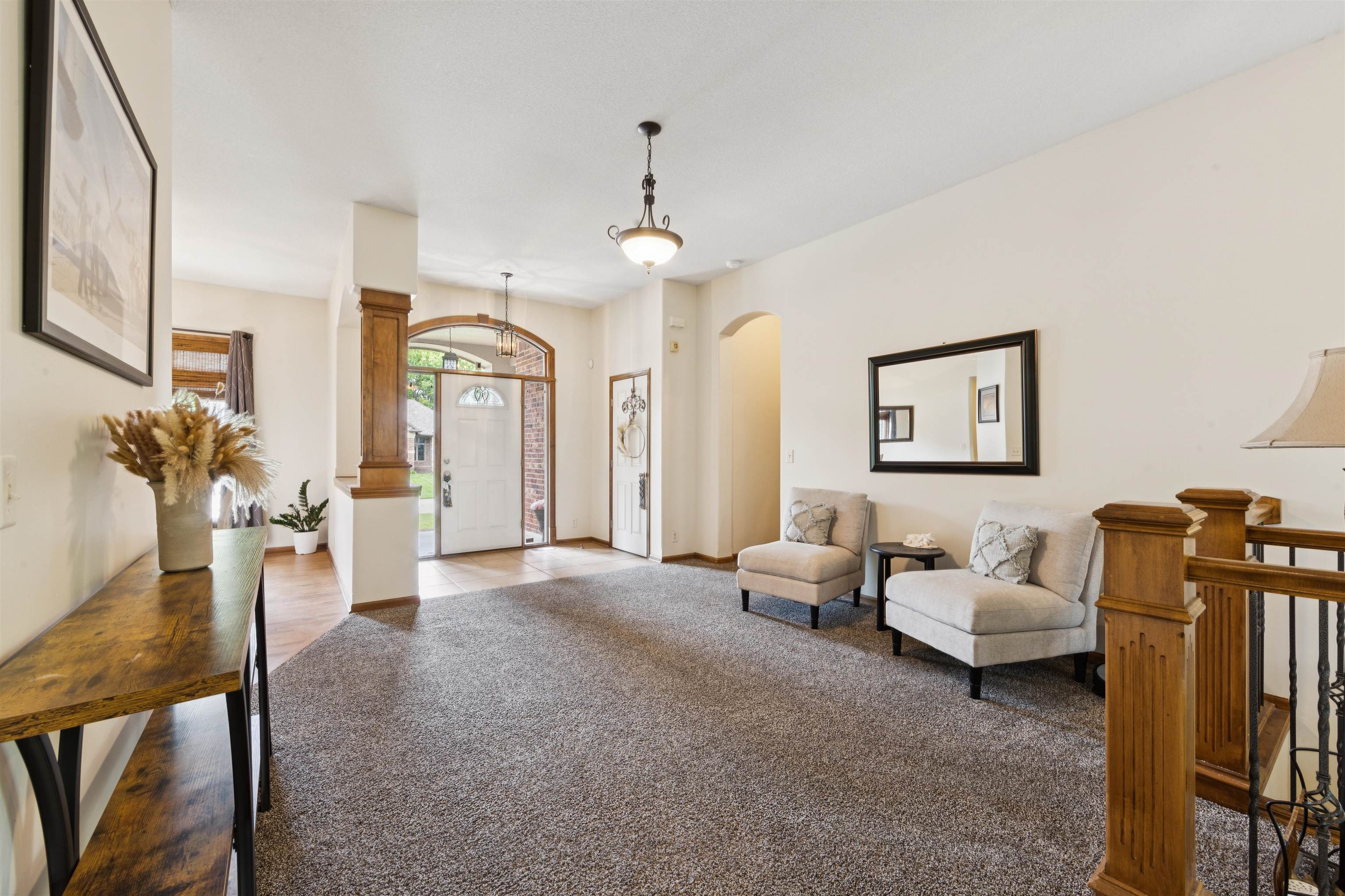 2946 N Wild Rose Ct, Wichita, Kansas image 3