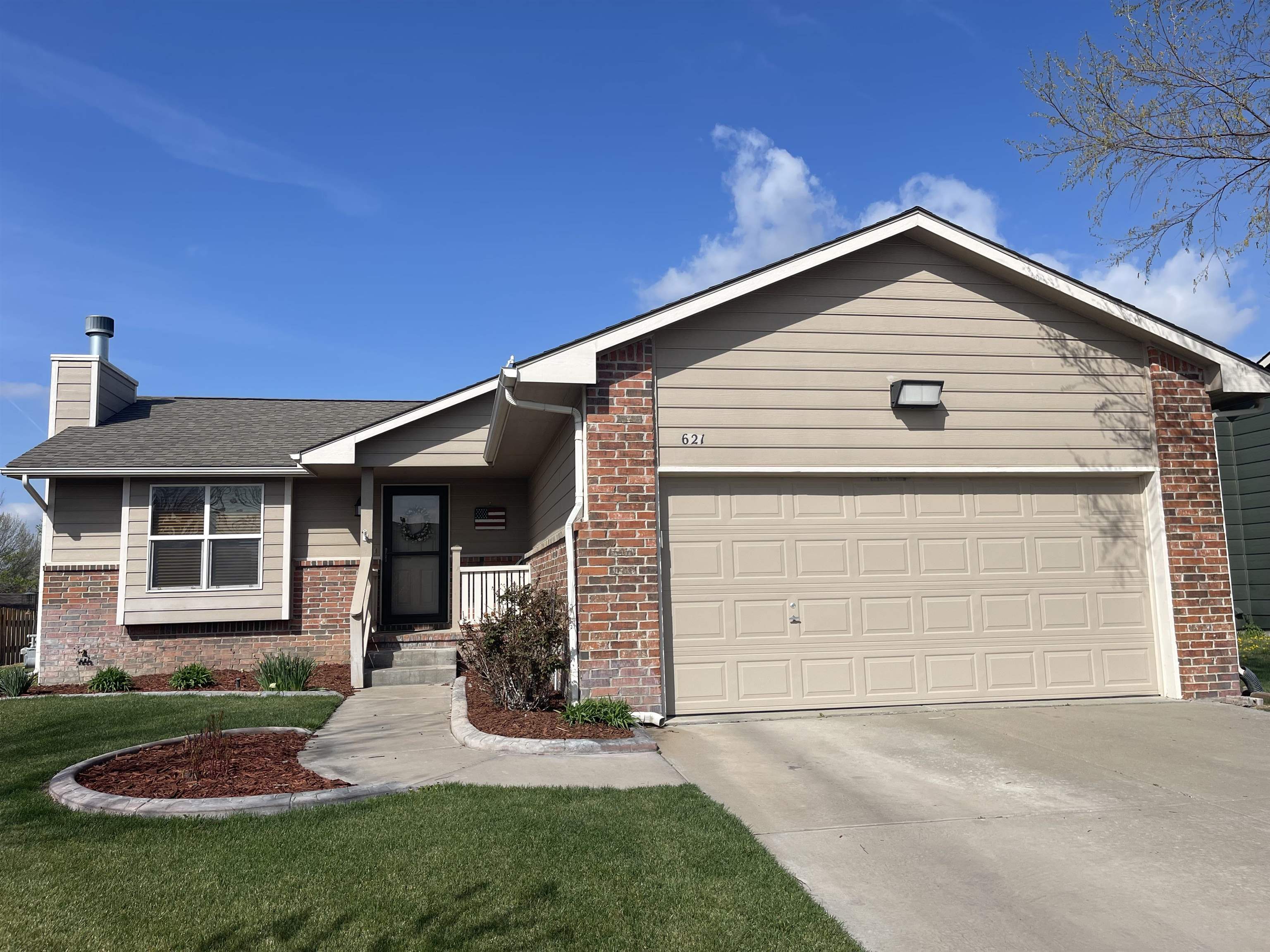 621 S Stoneridge St, Valley Center, Kansas image 1