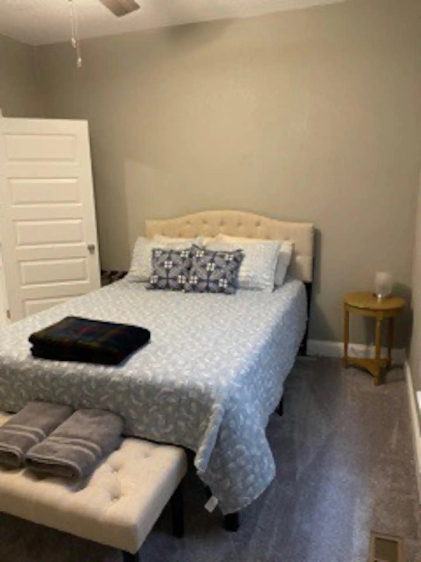 Wichita, Kansas 67211, United States, ,Residential,Pending,60533