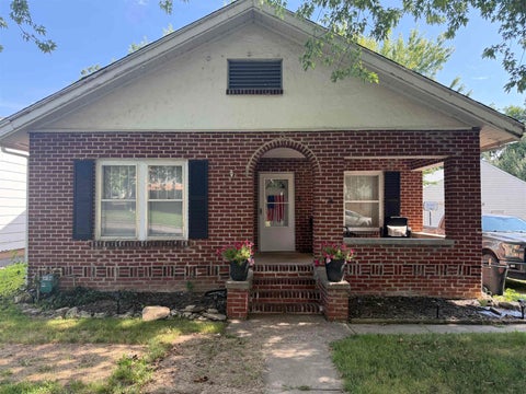 Homes For Sale - 1319 E 12th Ave<br/> Cowley County, Winfield, KS 67156