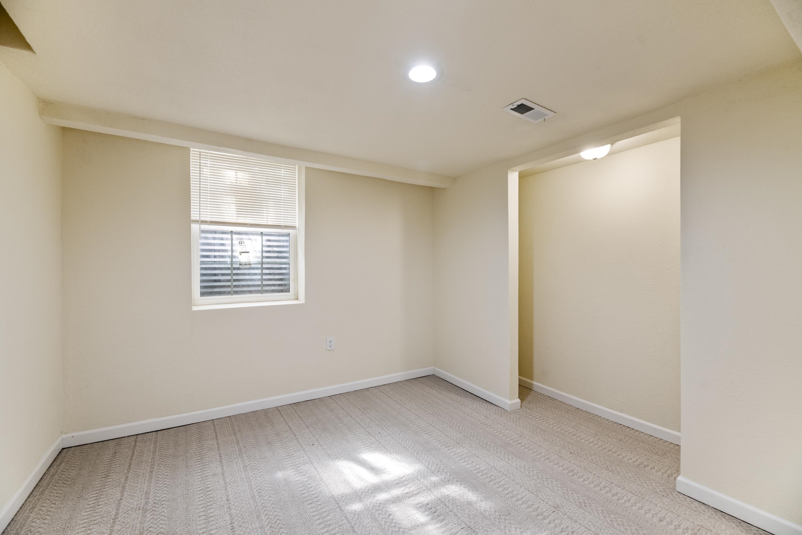 2111 S Palisade Ave, Wichita, Kansas image 27
