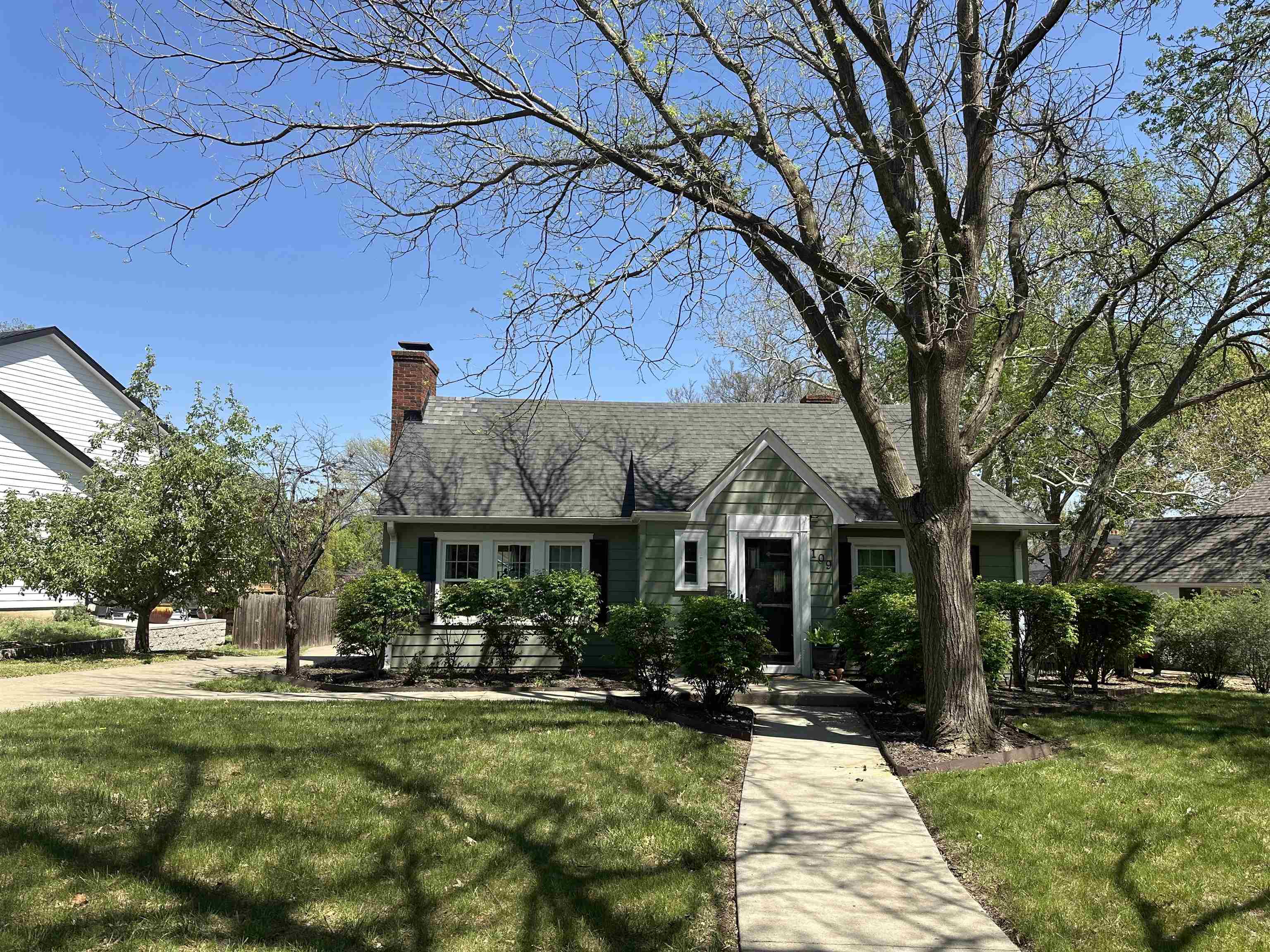 109 Overhill Rd, Salina, Kansas image 1