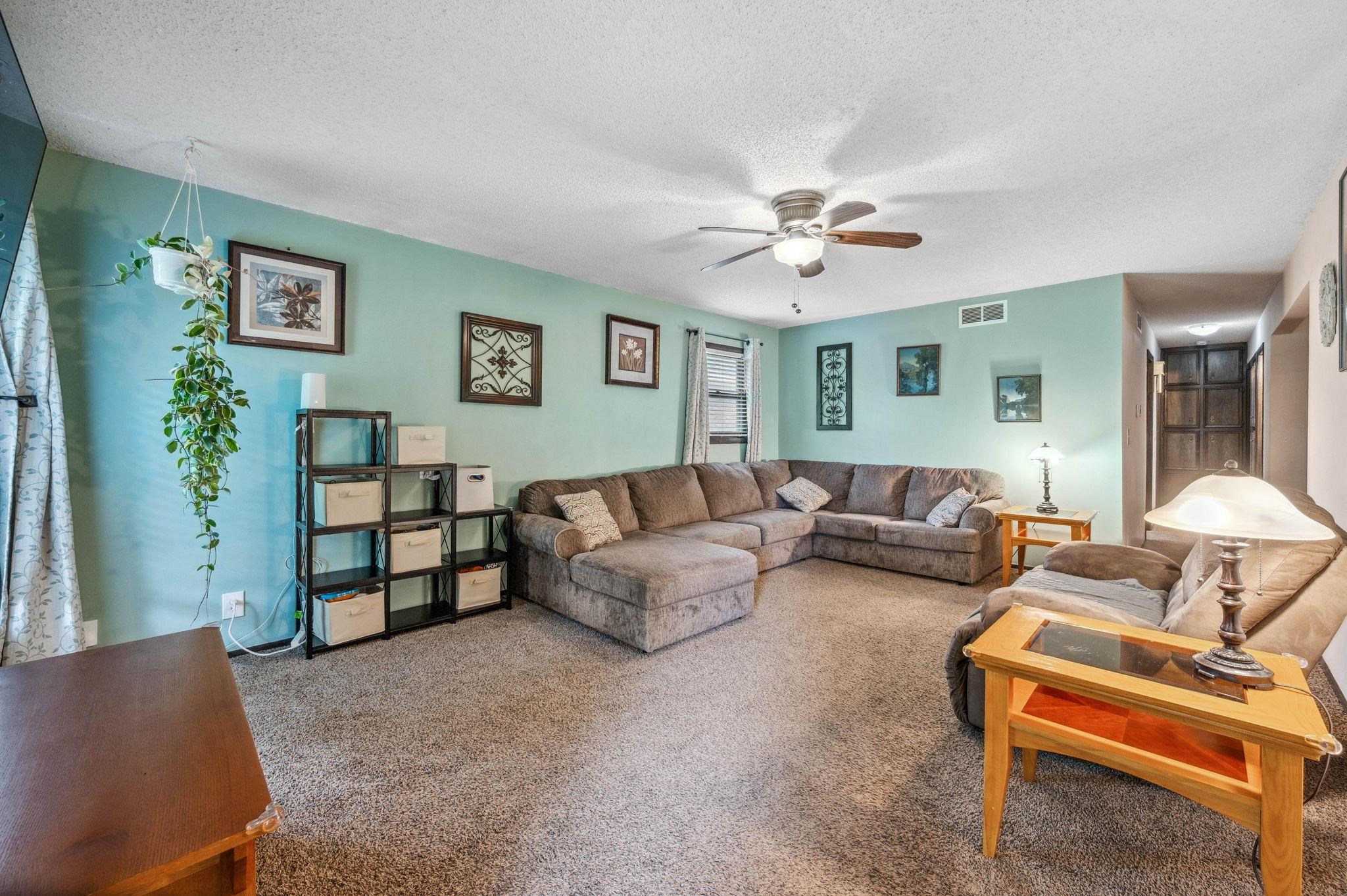 1219 N Sunset Dr, Wichita, Virginia image 7