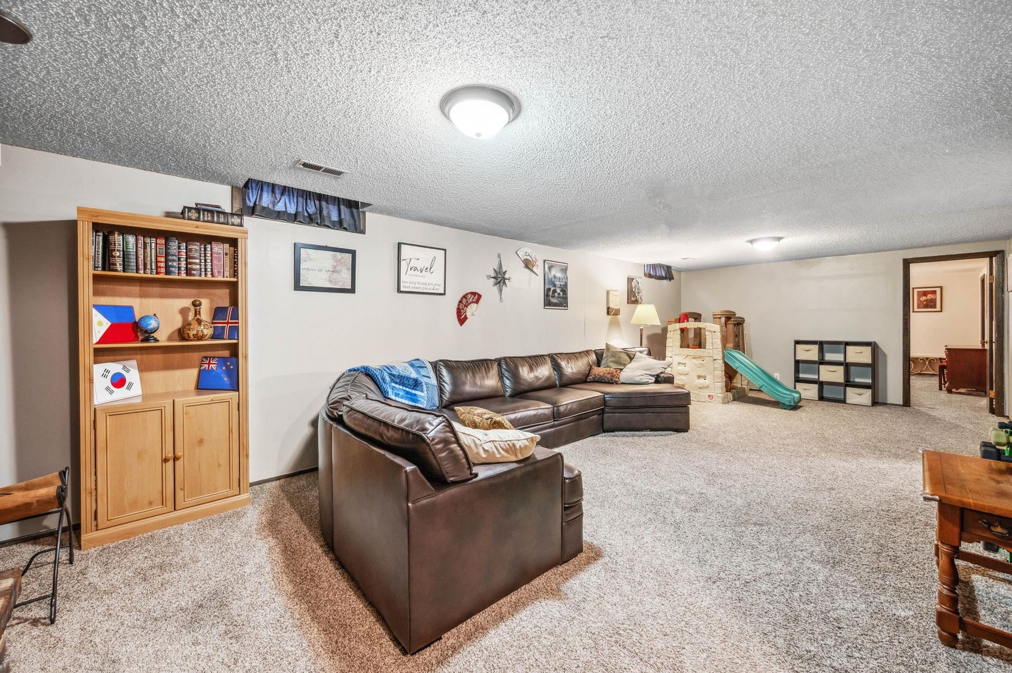 1219 N Sunset Dr, Wichita, Virginia image 23