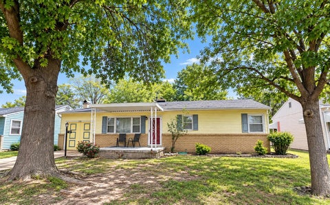 Homes For Sale - 236 Random Rd<br/> Arkansas City, KS 67005