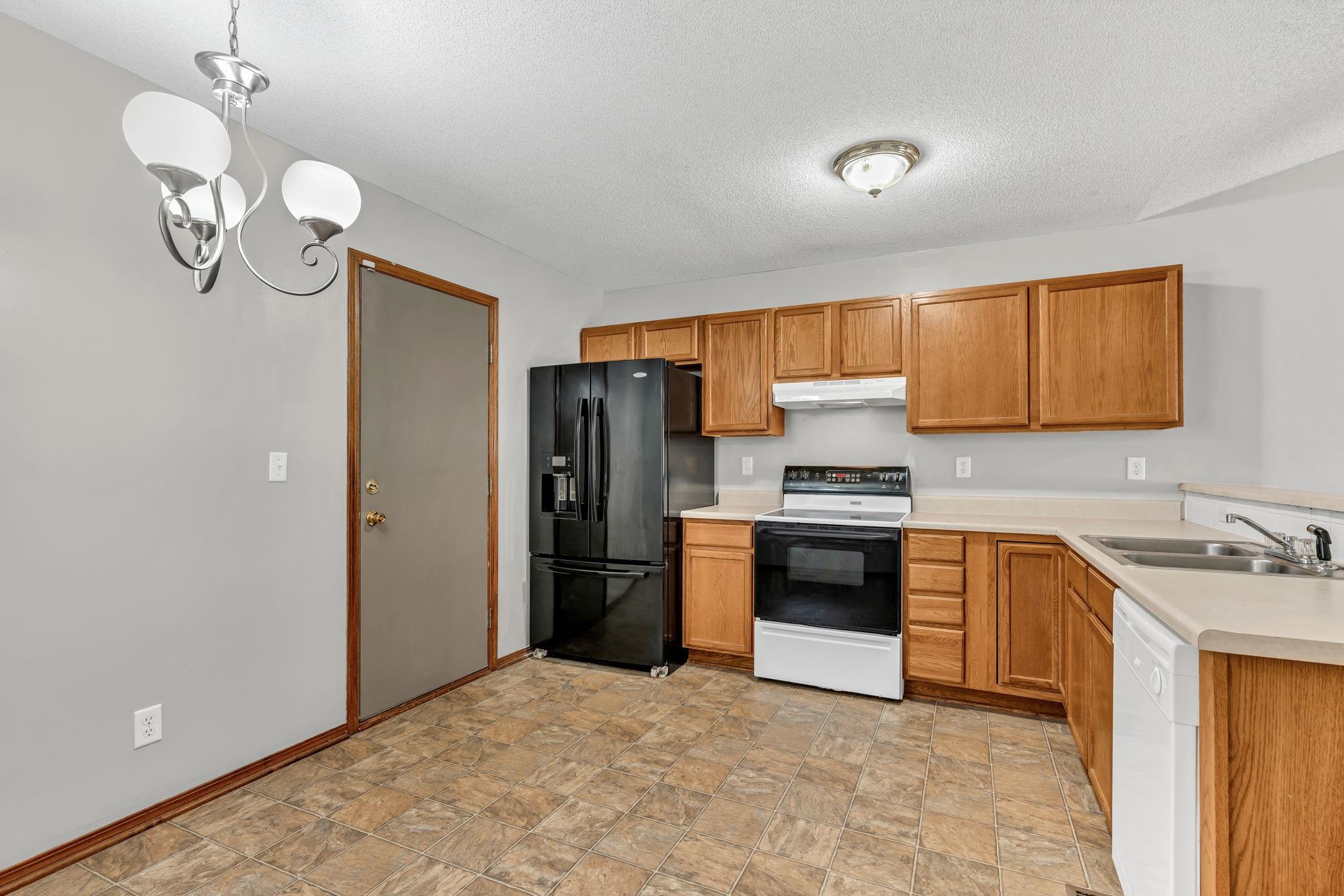 7509 W Cornelison Cir, Wichita, Kansas image 6