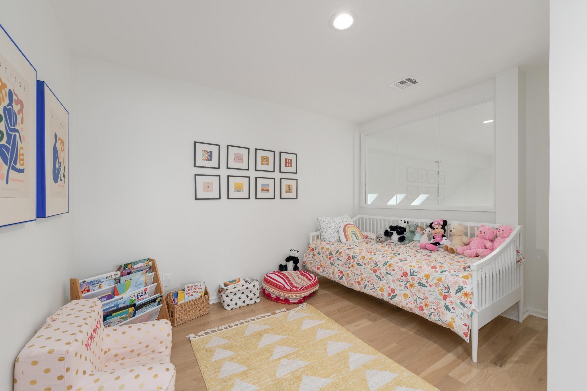 24 E Douglas Ave, Eastborough, Virginia image 31