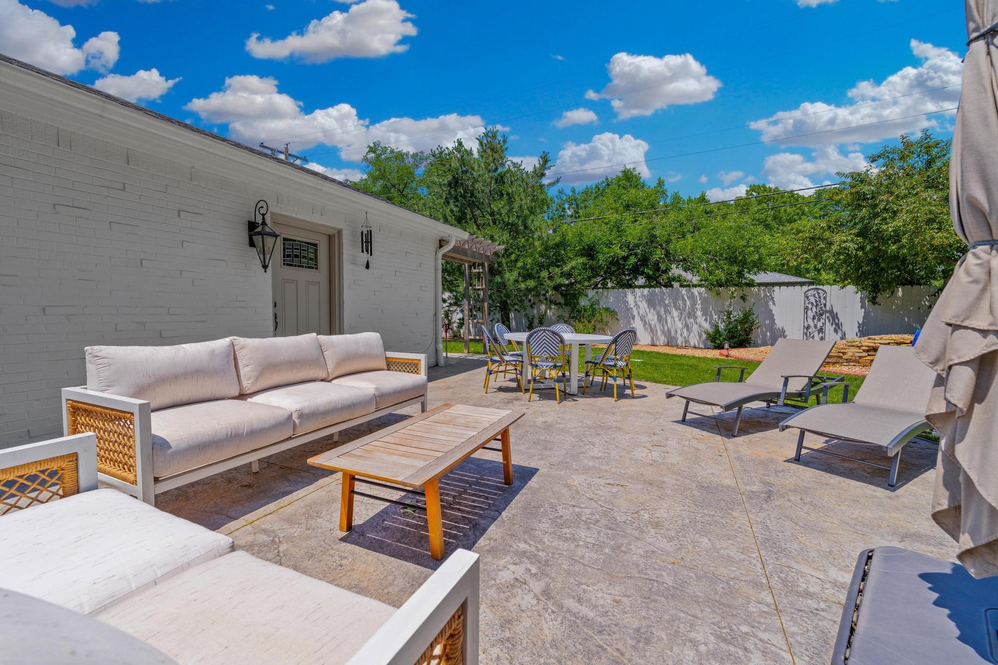 24 E Douglas Ave, Eastborough, Virginia image 34