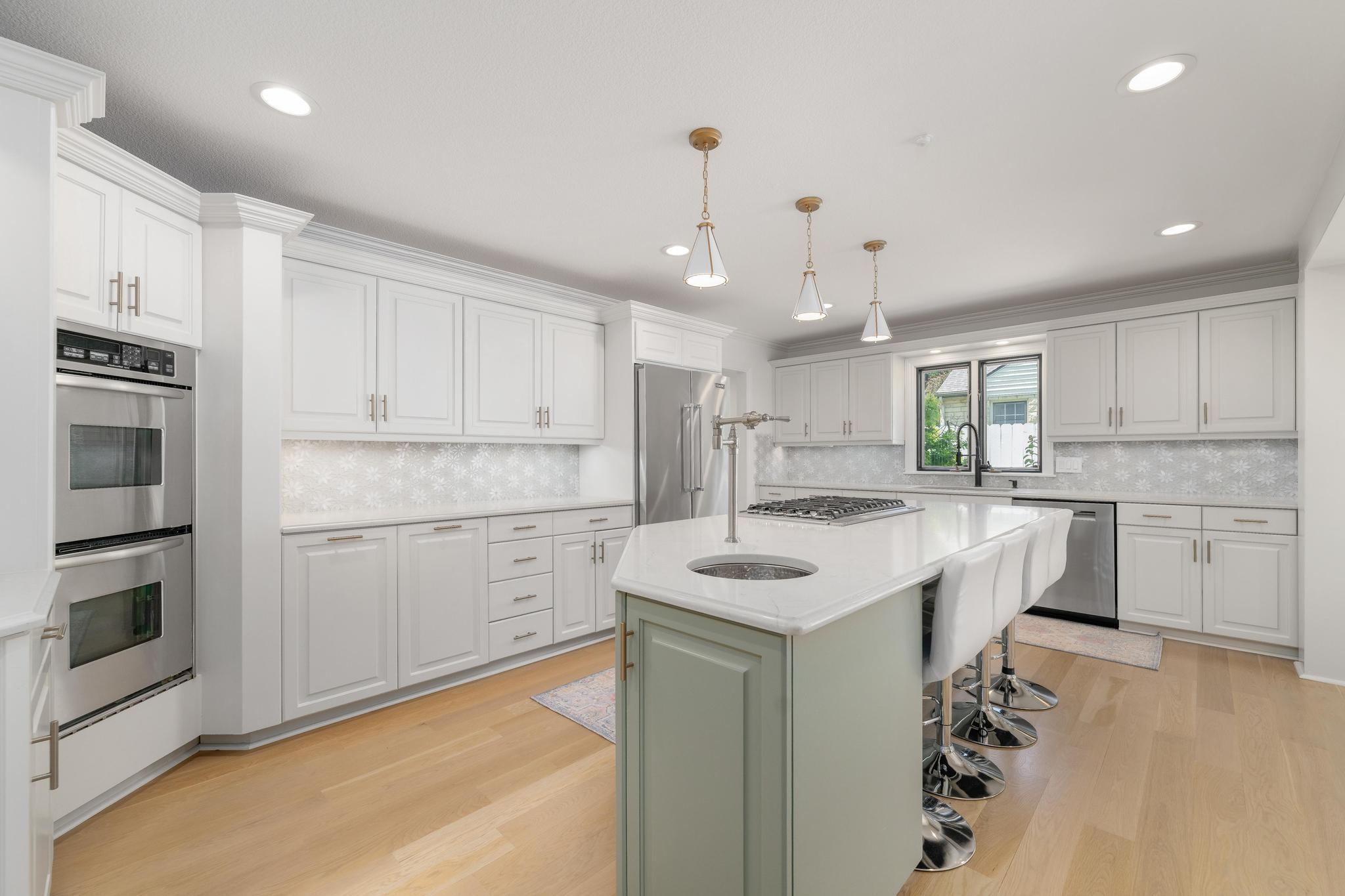 24 E Douglas Ave, Eastborough, Virginia image 13
