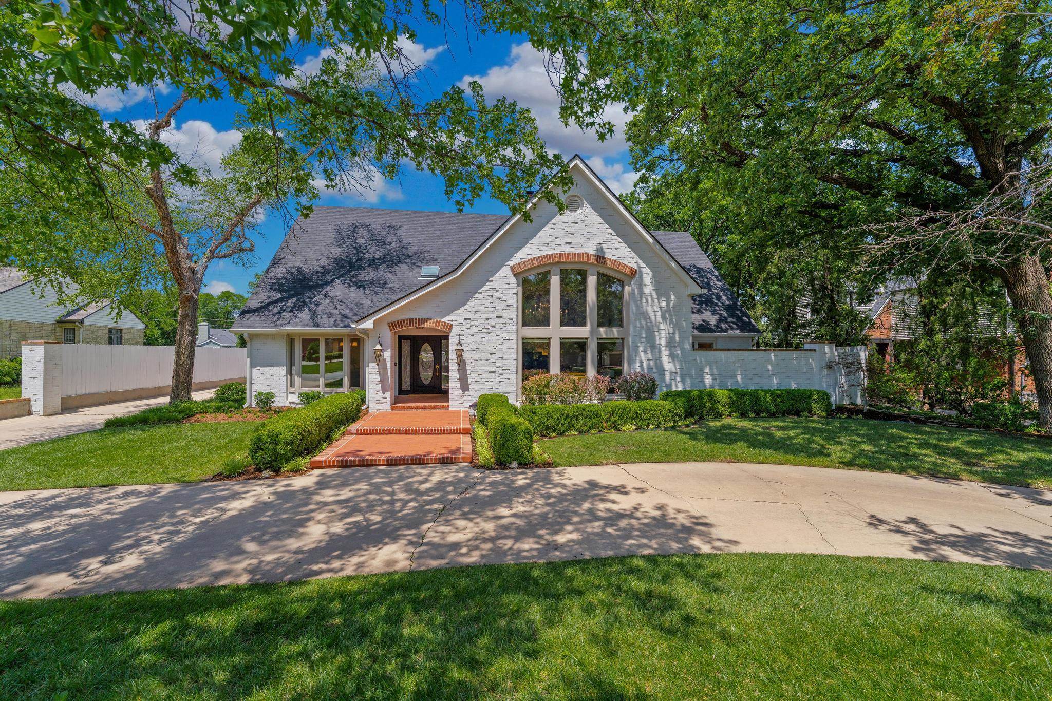 24 E Douglas Ave, Eastborough, Virginia image 1