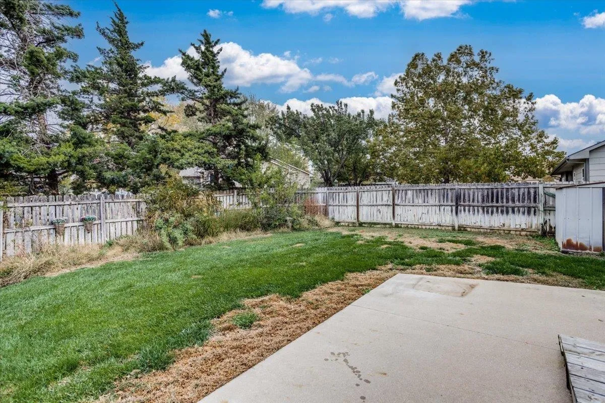 Derby, Kansas 67037, United States, 3 Bedrooms Bedrooms, ,3 BathroomsBathrooms,Residential,Pending,35857