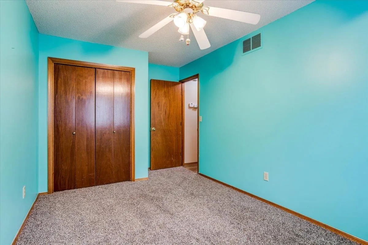 Derby, Kansas 67037, United States, 3 Bedrooms Bedrooms, ,3 BathroomsBathrooms,Residential,Pending,35857