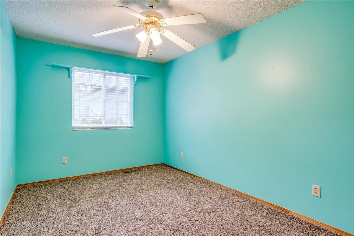 Derby, Kansas 67037, United States, 3 Bedrooms Bedrooms, ,3 BathroomsBathrooms,Residential,Pending,35857