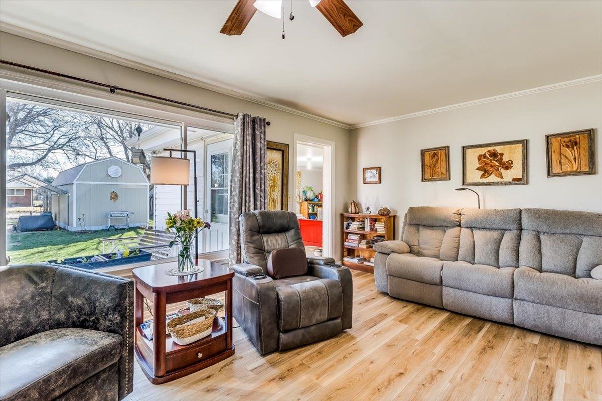 Cheney, Kansas 67025, United States, 2 Bedrooms Bedrooms, ,2 BathroomsBathrooms,Residential,Pending,62732