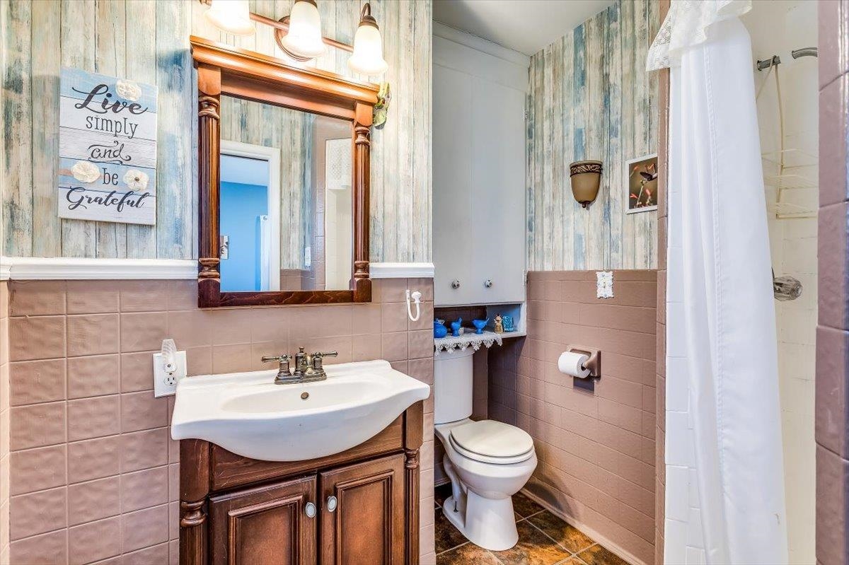 Cheney, Kansas 67025, United States, 2 Bedrooms Bedrooms, ,2 BathroomsBathrooms,Residential,Pending,62732