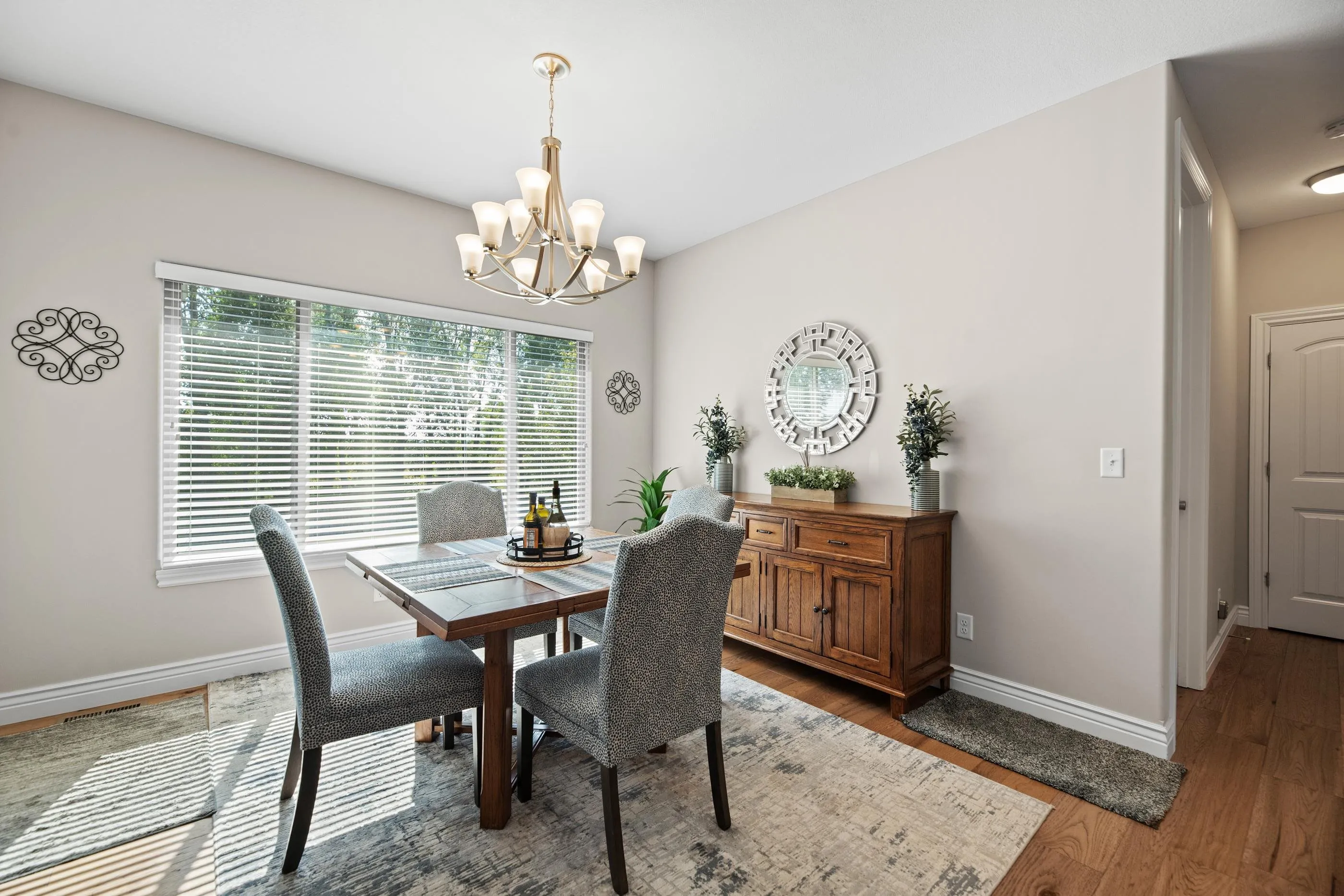 Wichita, Kansas 67215, United States, 4 Bedrooms Bedrooms, ,3 BathroomsBathrooms,Residential,Active,226864