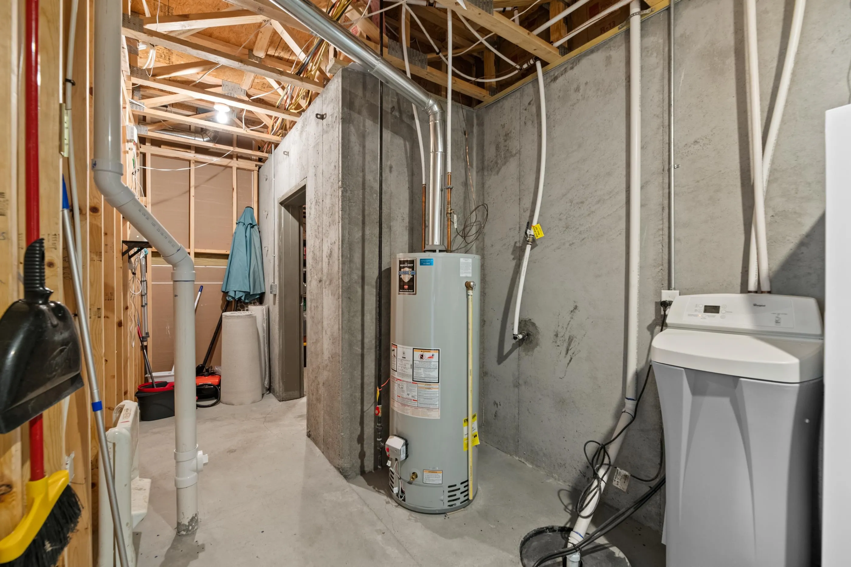 Wichita, Kansas 67215, United States, 4 Bedrooms Bedrooms, ,3 BathroomsBathrooms,Residential,Active,226864