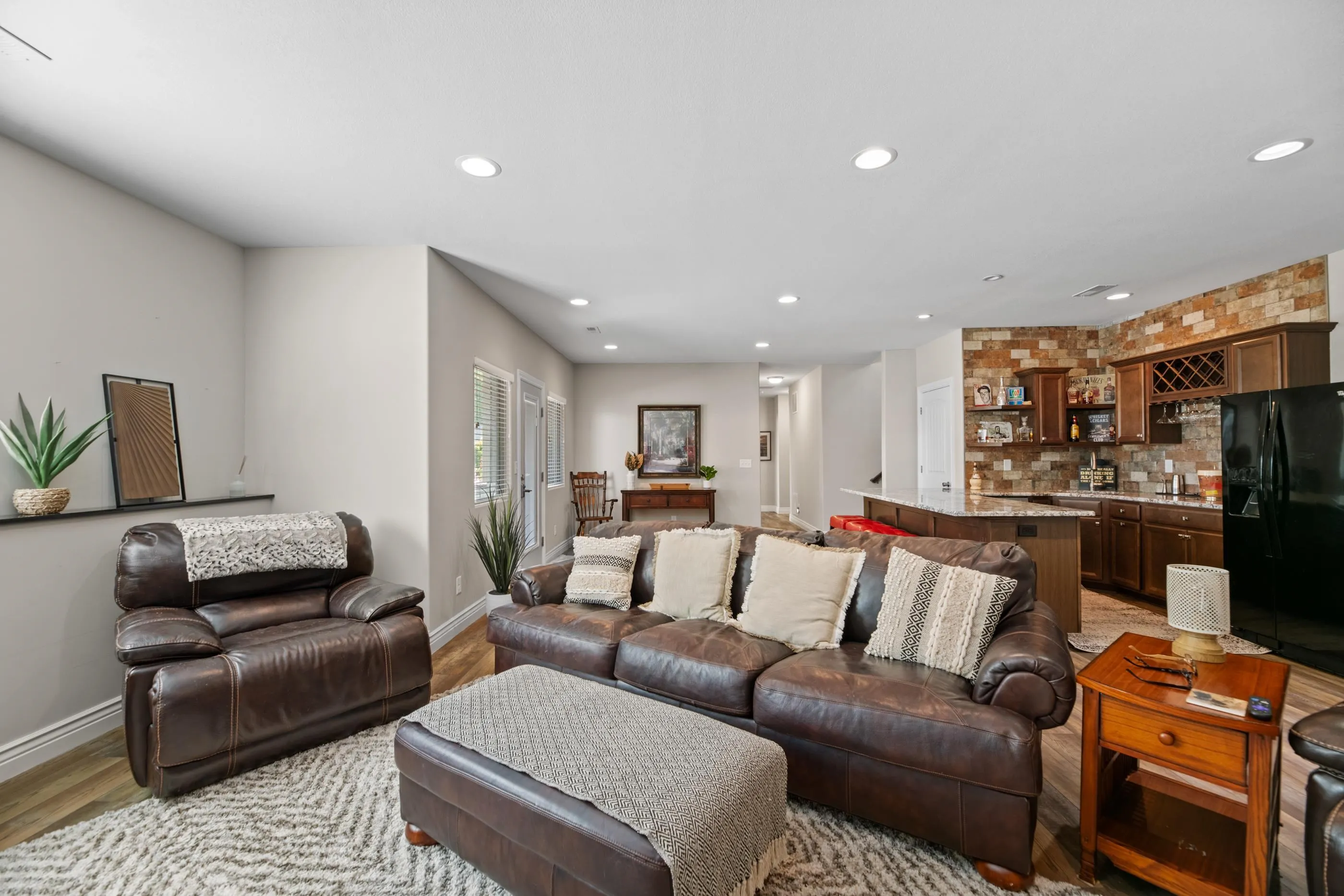 Wichita, Kansas 67215, United States, 4 Bedrooms Bedrooms, ,3 BathroomsBathrooms,Residential,Active,226864