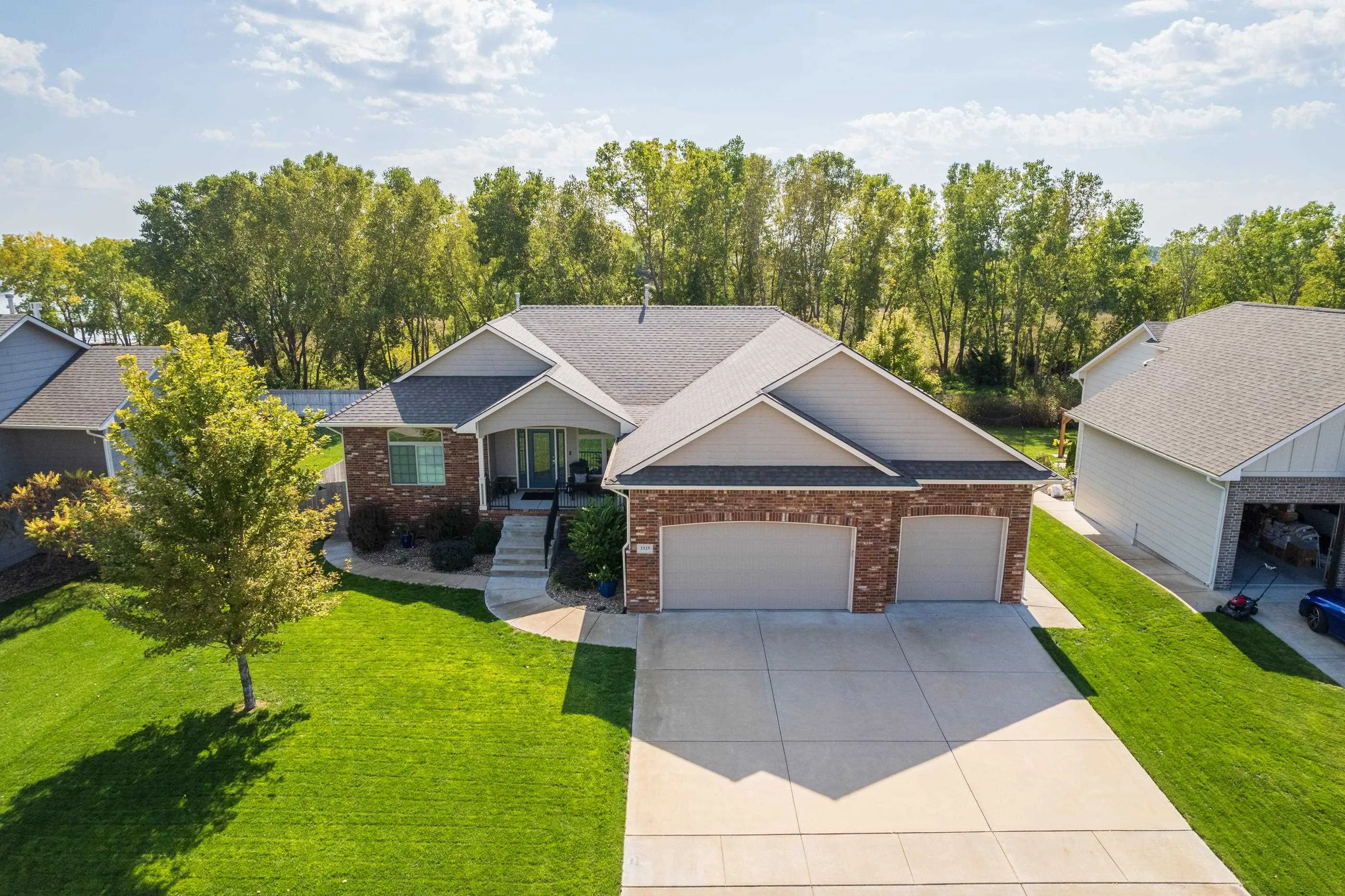 Wichita, Kansas 67215, United States, 4 Bedrooms Bedrooms, ,3 BathroomsBathrooms,Residential,Active,226864