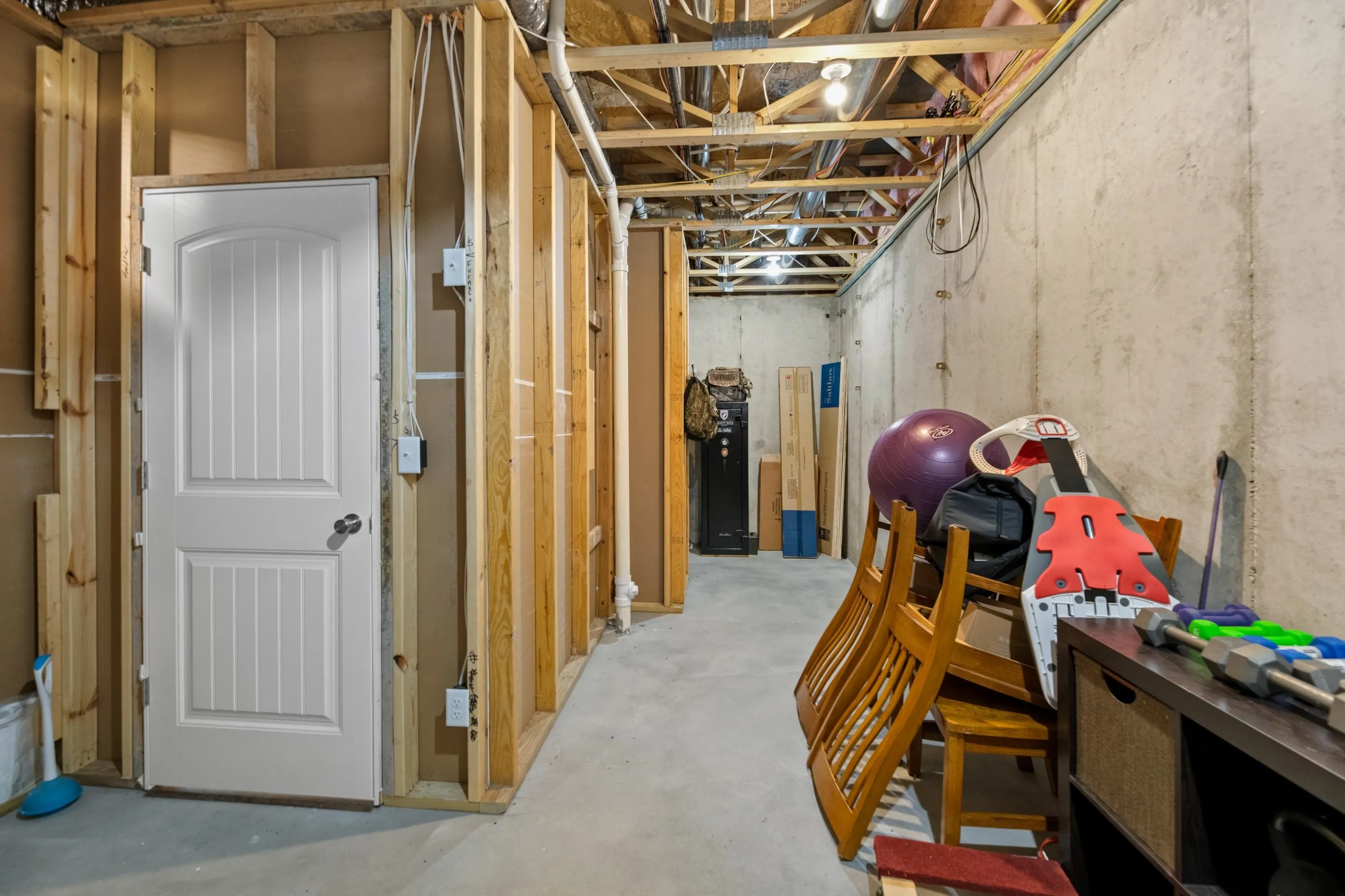 Wichita, Kansas 67215, United States, 4 Bedrooms Bedrooms, ,3 BathroomsBathrooms,Residential,Active,226864