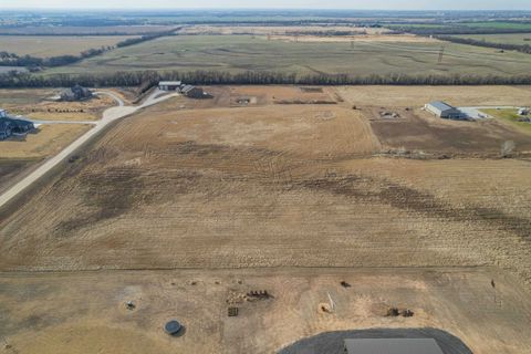 Vacant Land For Sale - 000 Prairie Grass Circle<br/> Clearwater, KS 67026