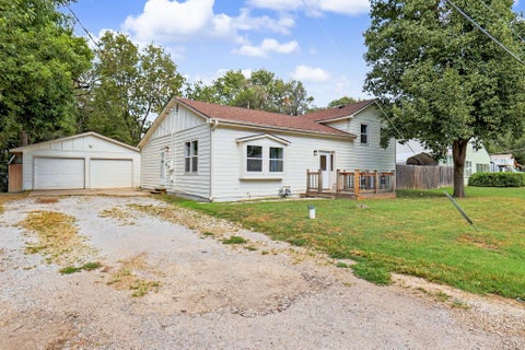 Homes For Sale - 126 W 58th St S<br/> Wichita, KS 67217