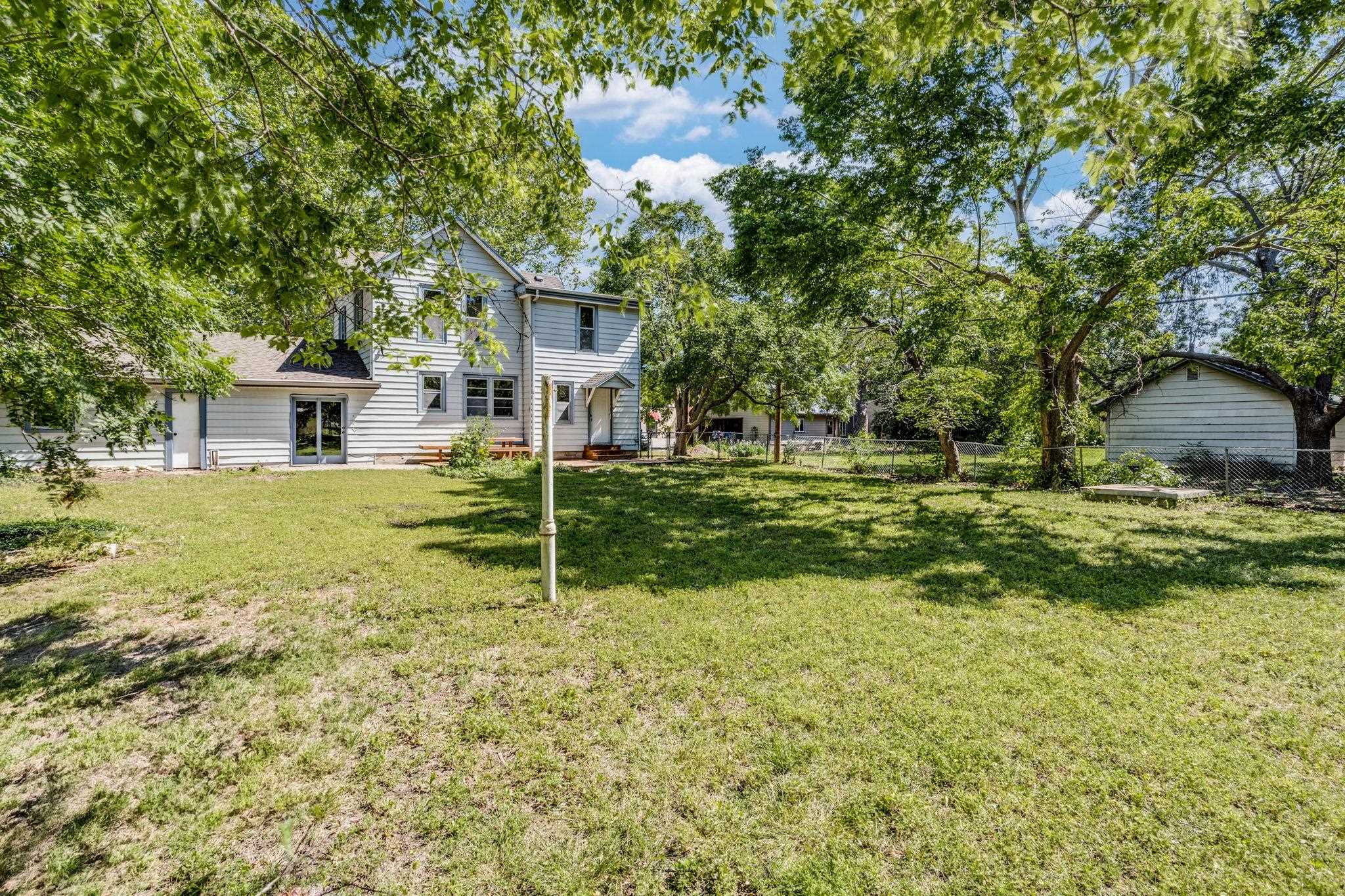 107 W 24th St, North Newton, Kansas image 32
