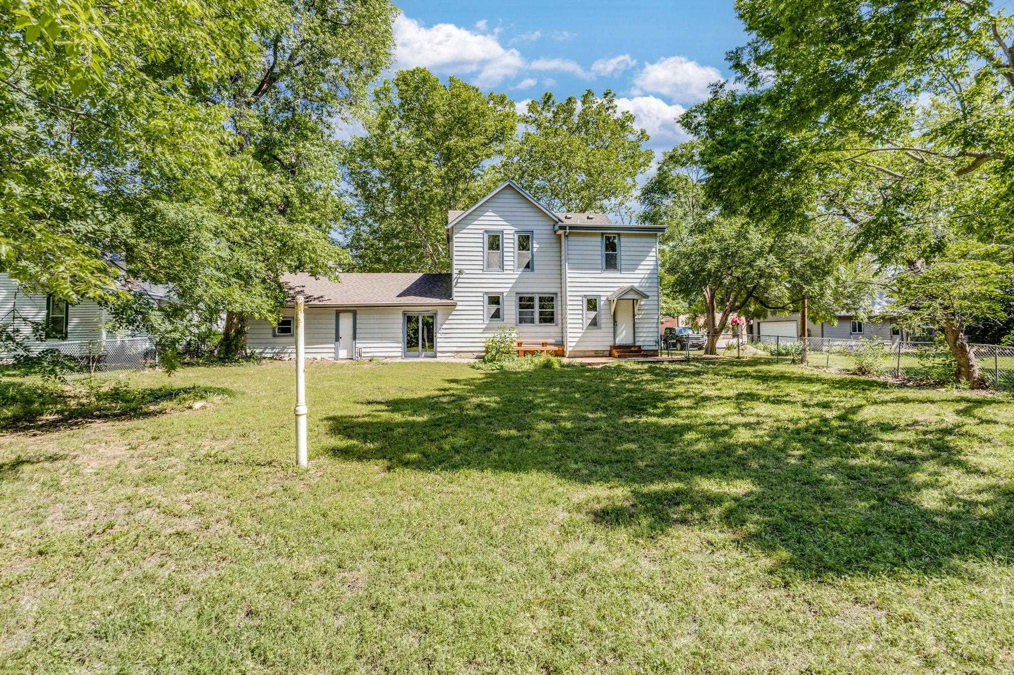 107 W 24th St, North Newton, Kansas image 31