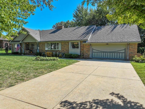 Homes For Sale - 719 E Post Rd<br/> El Dorado, KS 67042