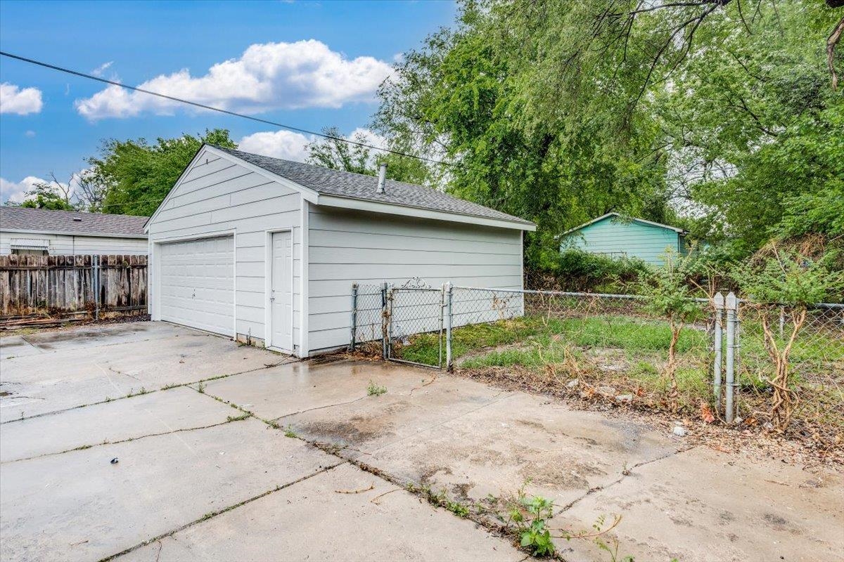 1654 S Glendale St, Wichita, Kansas image 26