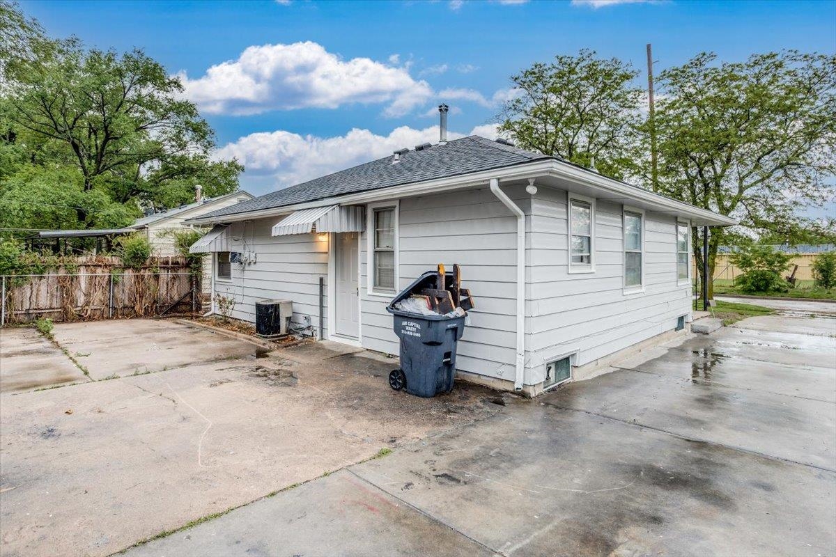 1654 S Glendale St, Wichita, Kansas image 24