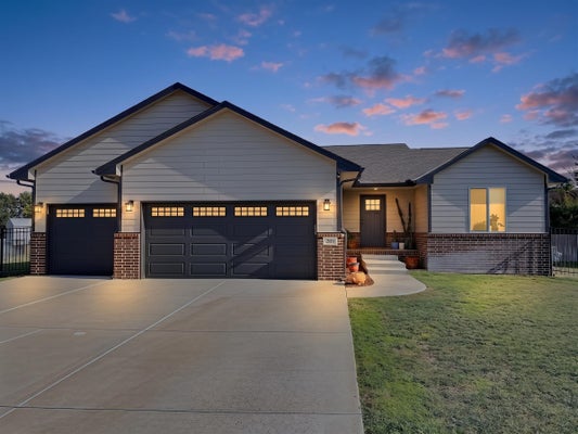 209 MATSON CT, NEWTON, KS 67114 - Image e92cf728a7393506f4dac8aab0818a4e/2073760118