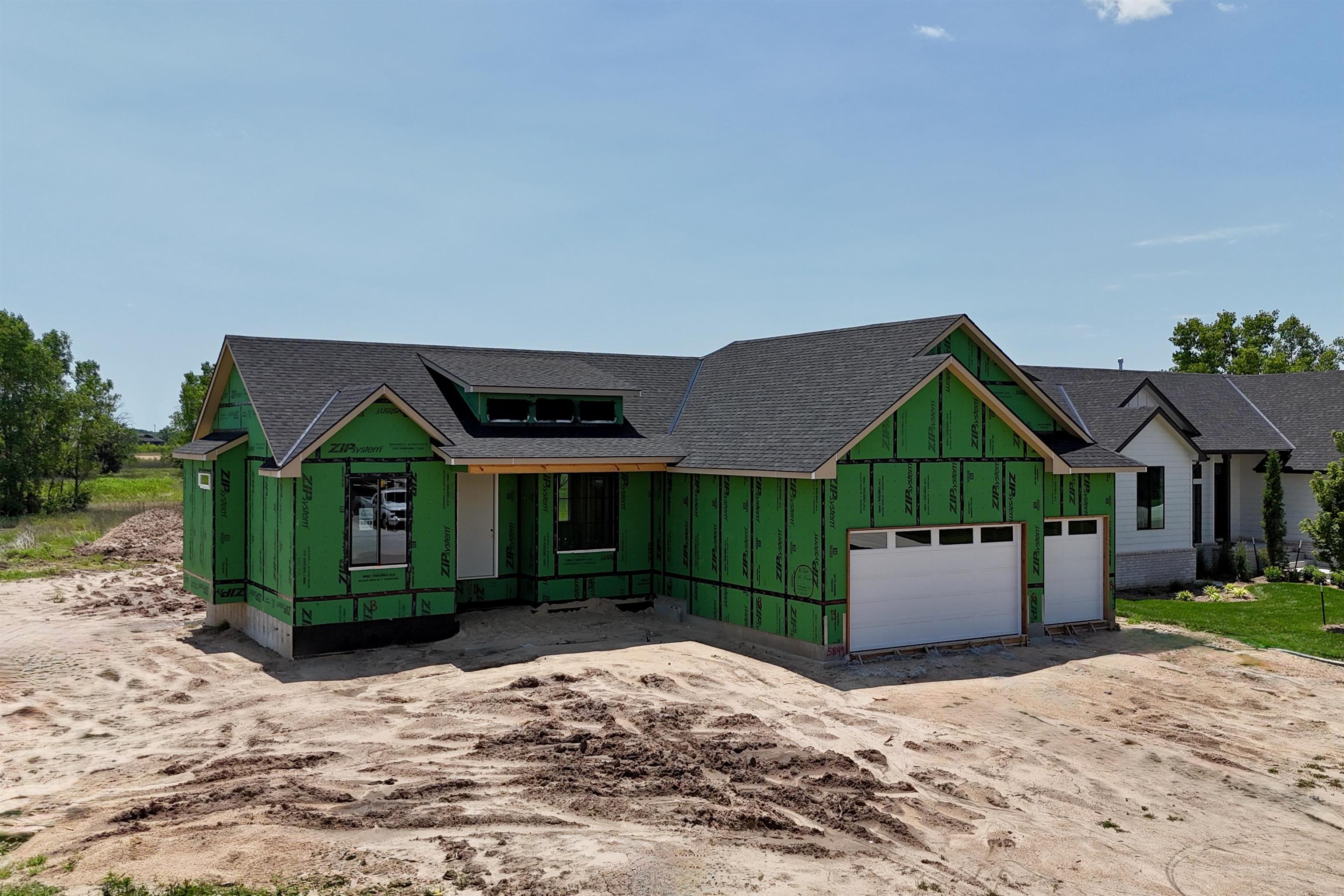 5849 N St. Paul Ct, Wichita, Virginia image 2