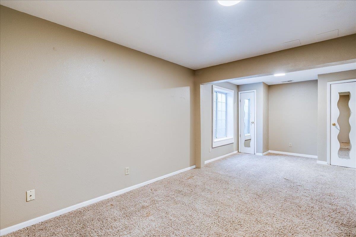 3110 Malloy St, Hutchinson, Kansas image 29