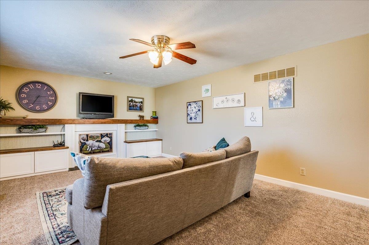 3110 Malloy St, Hutchinson, Kansas image 16