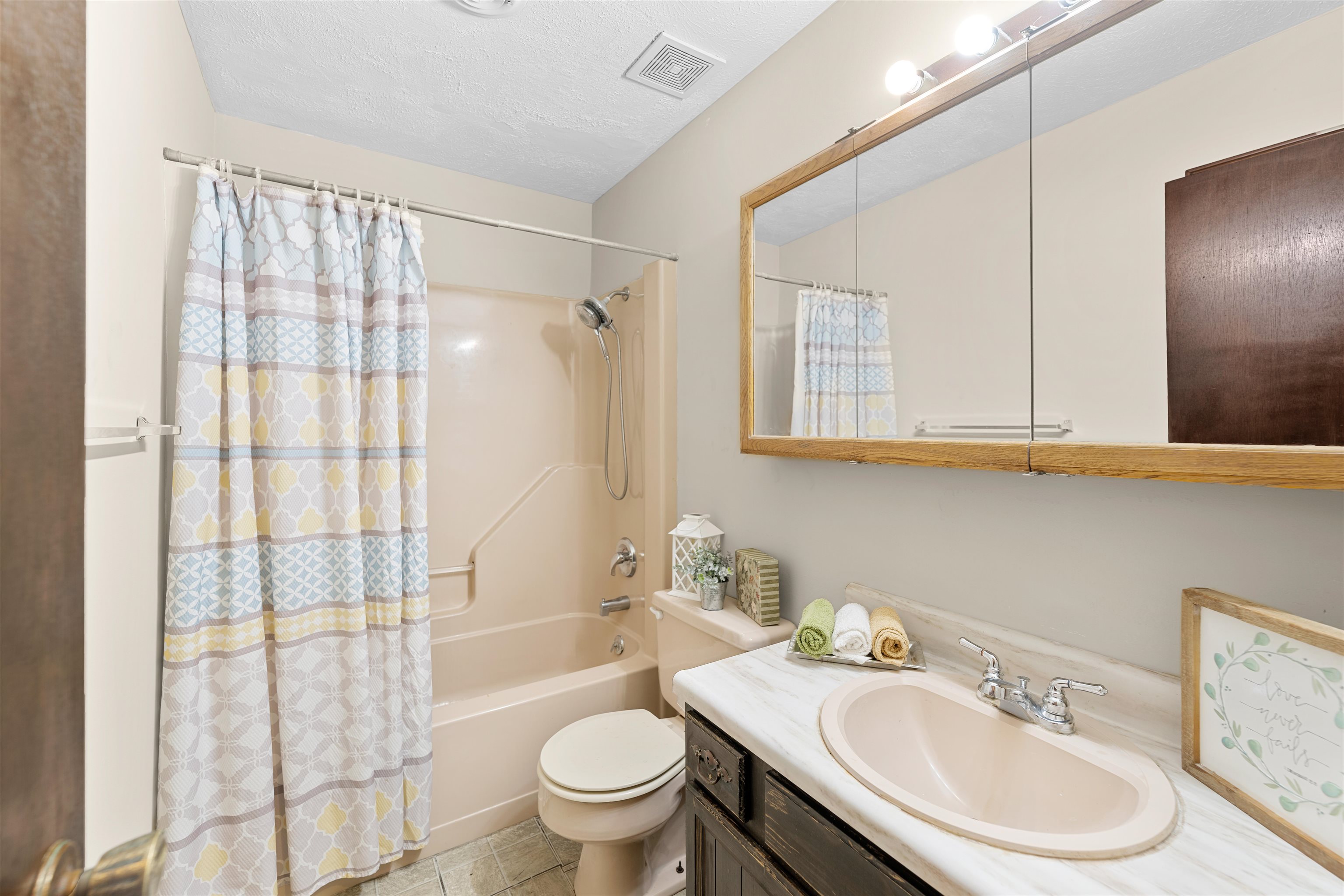 1024 State St, Salina, Kansas image 11