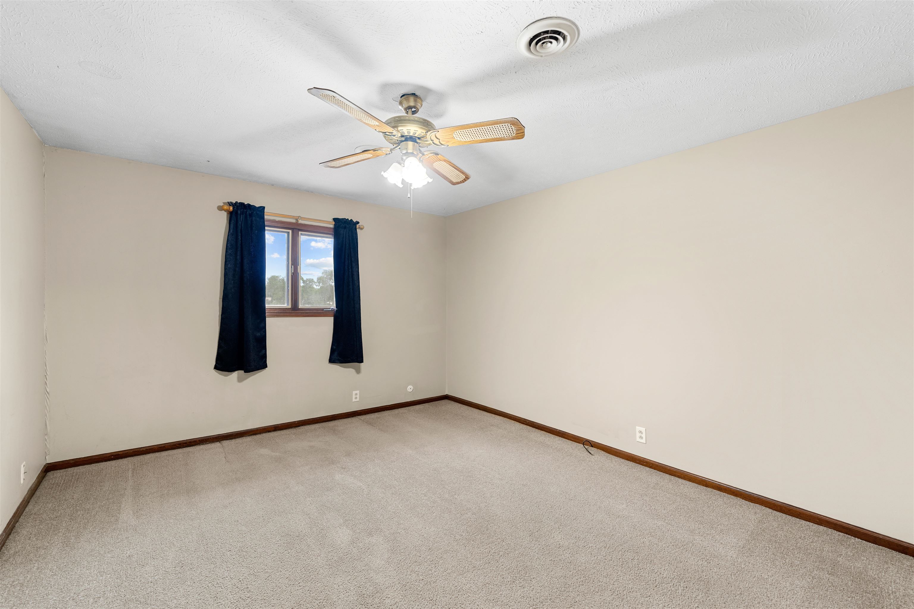1024 State St, Salina, Kansas image 13