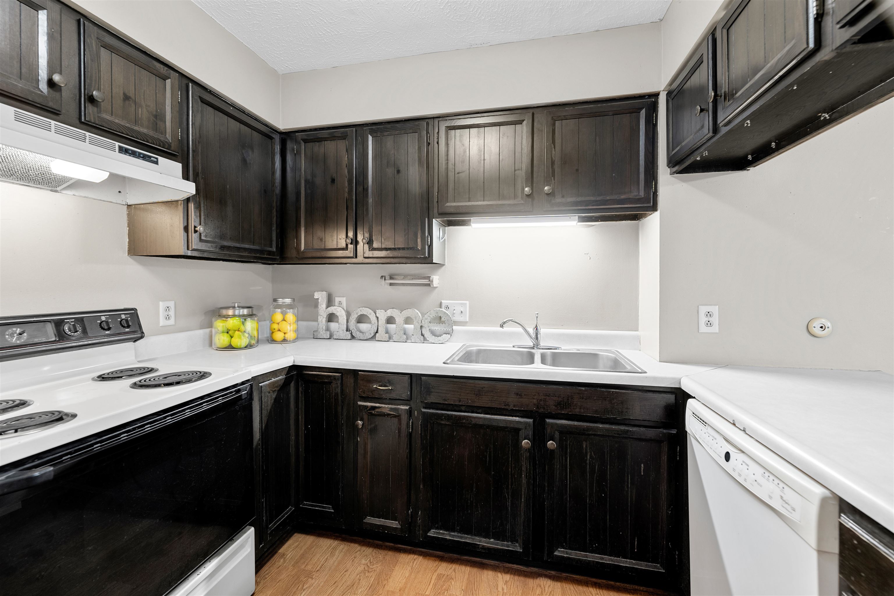 1024 State St, Salina, Kansas image 9