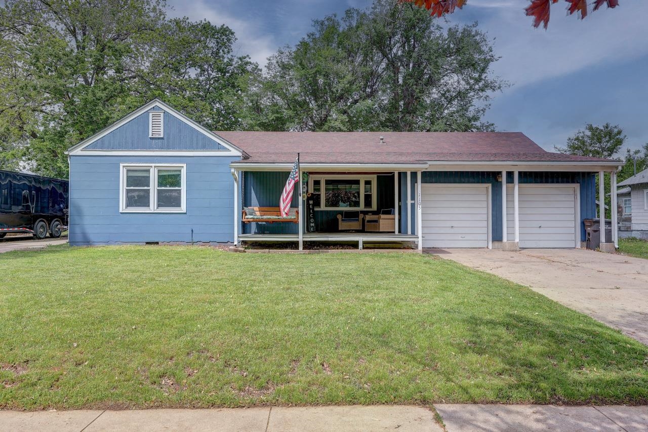 1105 N 4th St, Arkansas City, Kansas image 1