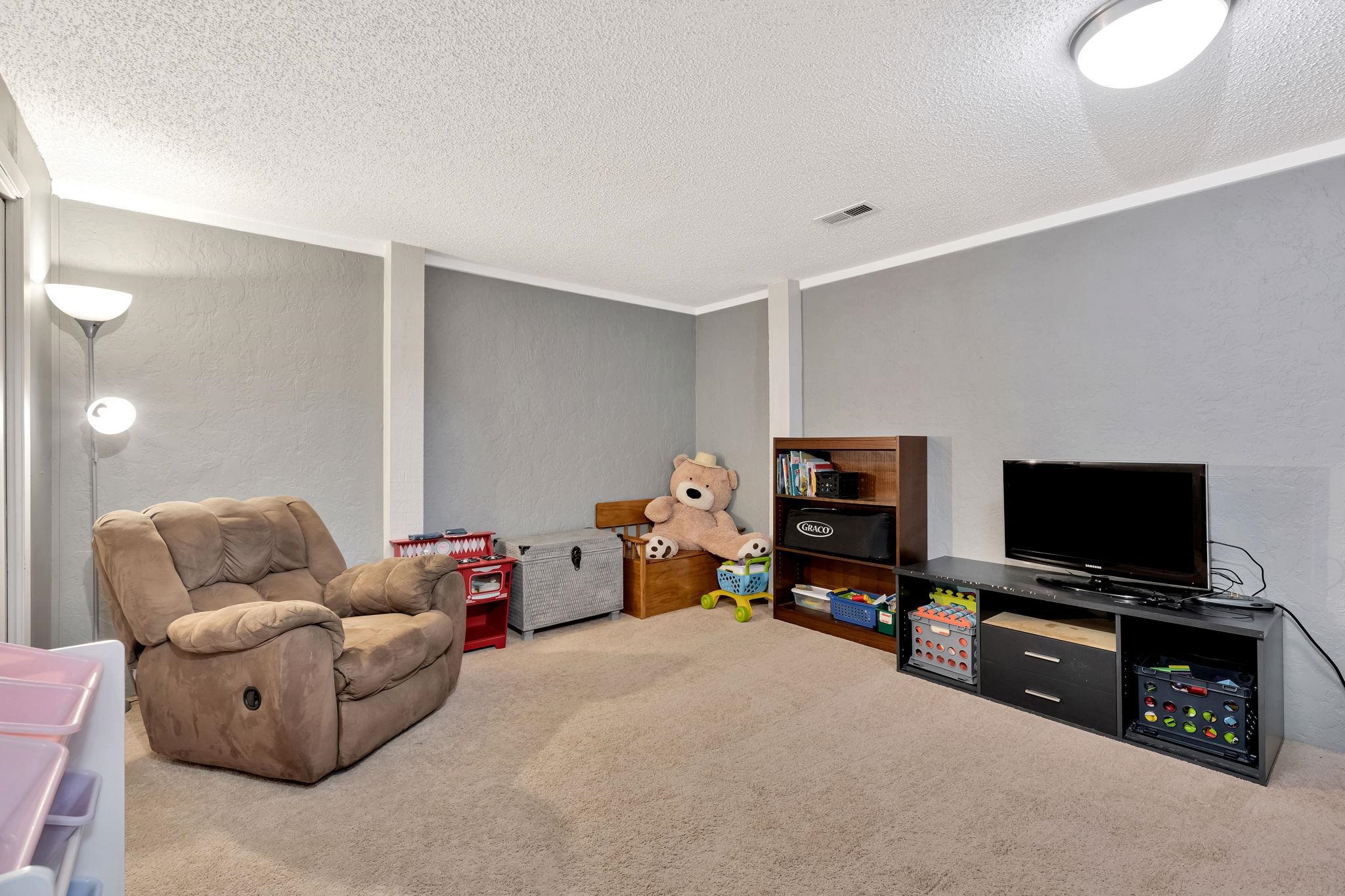 603 N Cardington St, Wichita, Kansas image 24