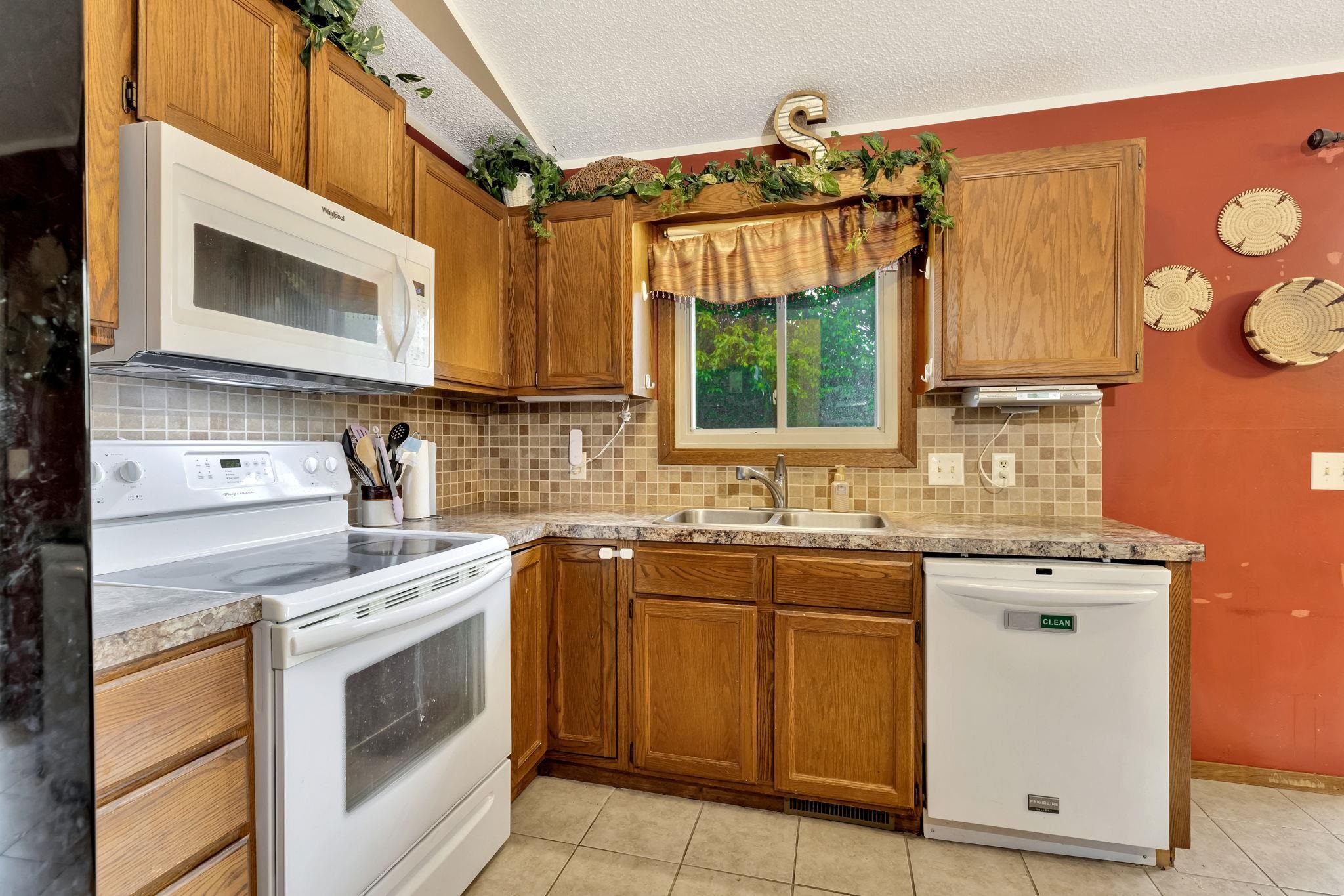 603 N Cardington St, Wichita, Kansas image 12
