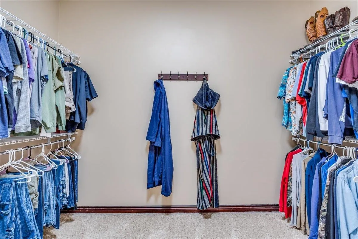 Goddard, Kansas 67052, United States, 5 Bedrooms Bedrooms, ,3 BathroomsBathrooms,Residential,Active,106350