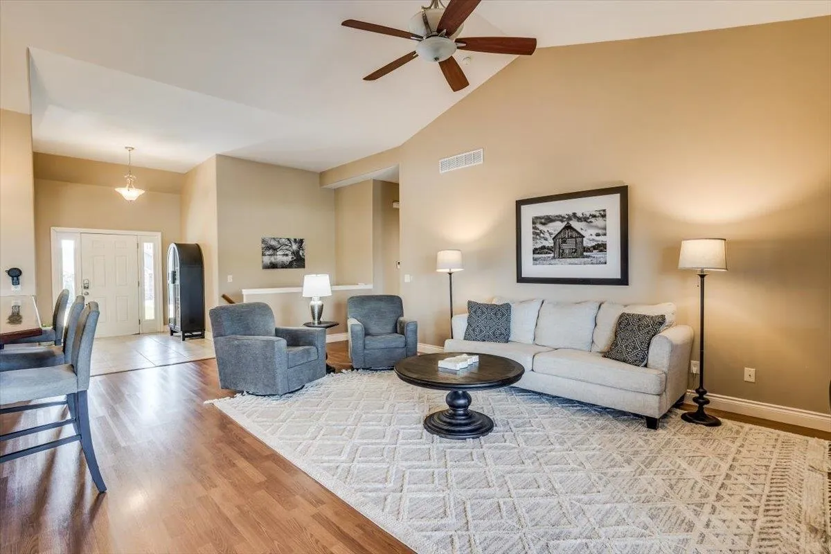 Goddard, Kansas 67052, United States, 5 Bedrooms Bedrooms, ,3 BathroomsBathrooms,Residential,Active,106350