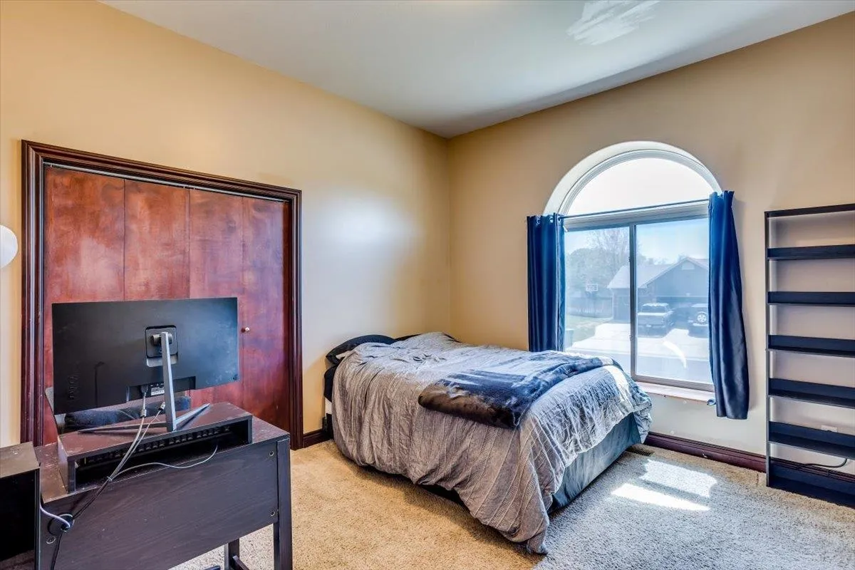 Goddard, Kansas 67052, United States, 5 Bedrooms Bedrooms, ,3 BathroomsBathrooms,Residential,Active,106350