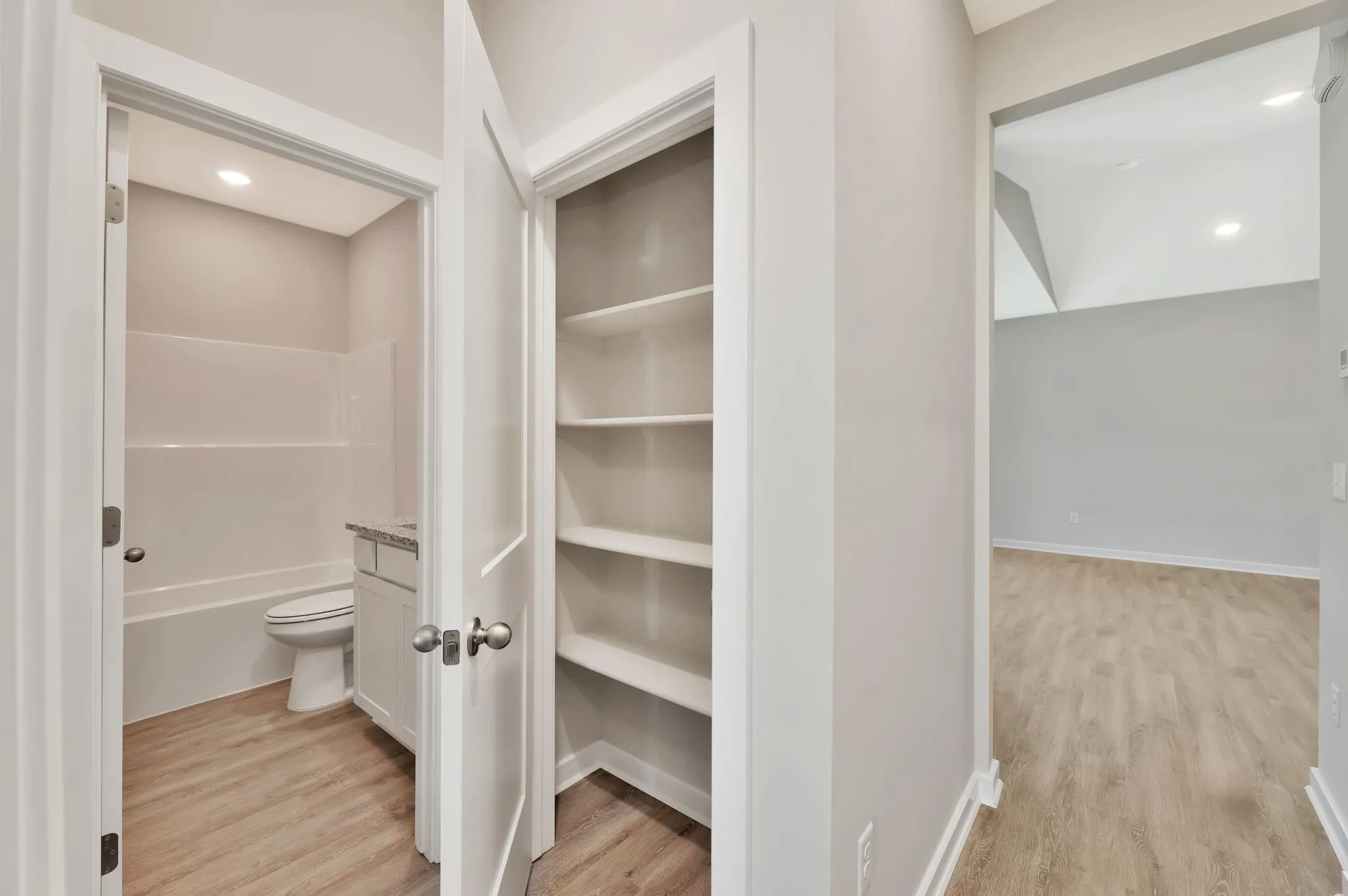 Derby, Kansas 67037, United States, 3 Bedrooms Bedrooms, ,2 BathroomsBathrooms,Residential,Active,164497