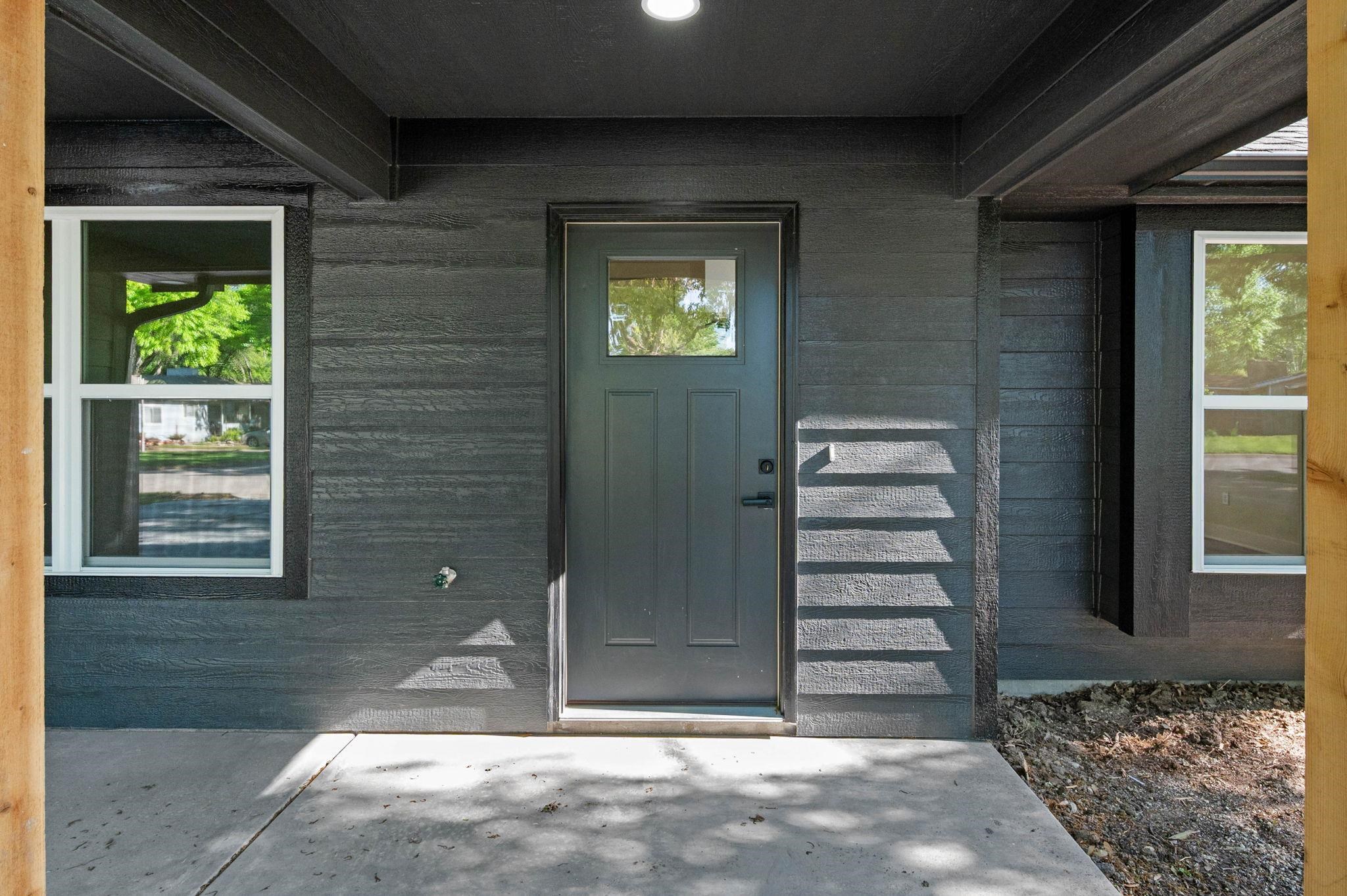 404 Warren Rd, El Dorado, Kansas image 2