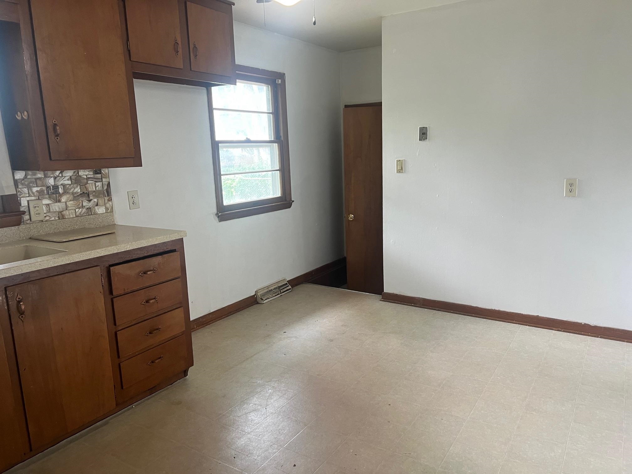 1721 N Gow St, Wichita, Kansas image 6