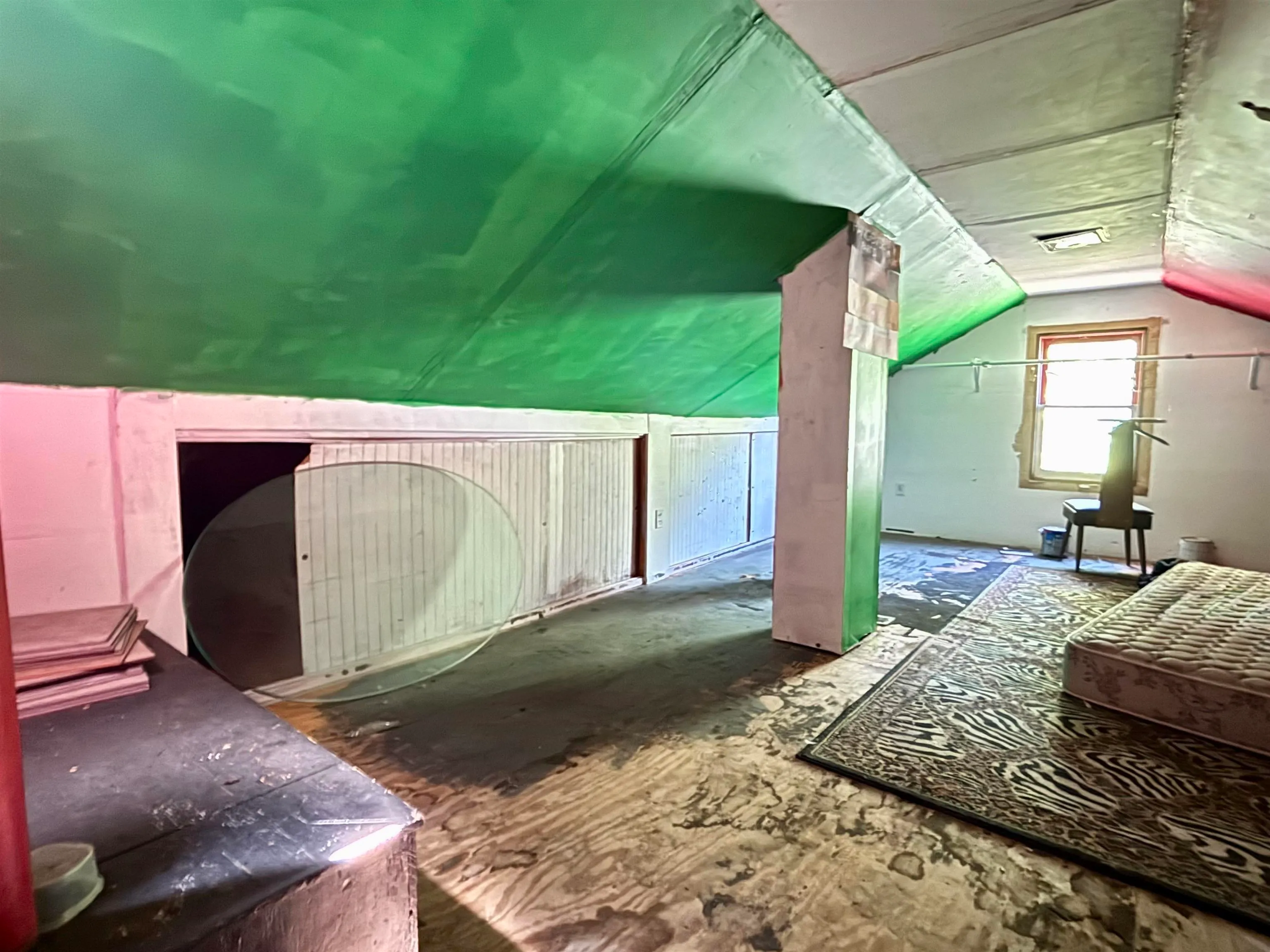 Wichita, Kansas 67213, United States, 4 Bedrooms Bedrooms, ,1 BathroomBathrooms,Residential,Pending,137295